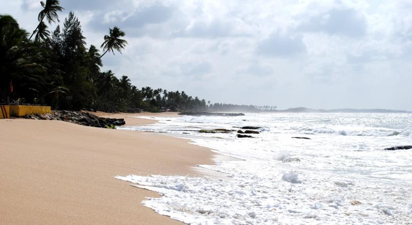 Peacock Land Hotel Tangalle Exterior foto