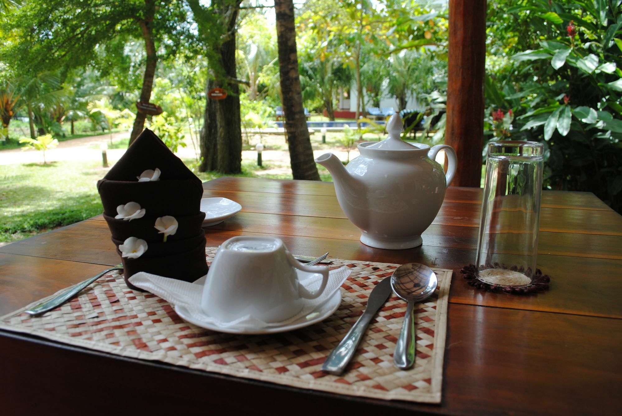 Peacock Land Hotel Tangalle Exterior foto